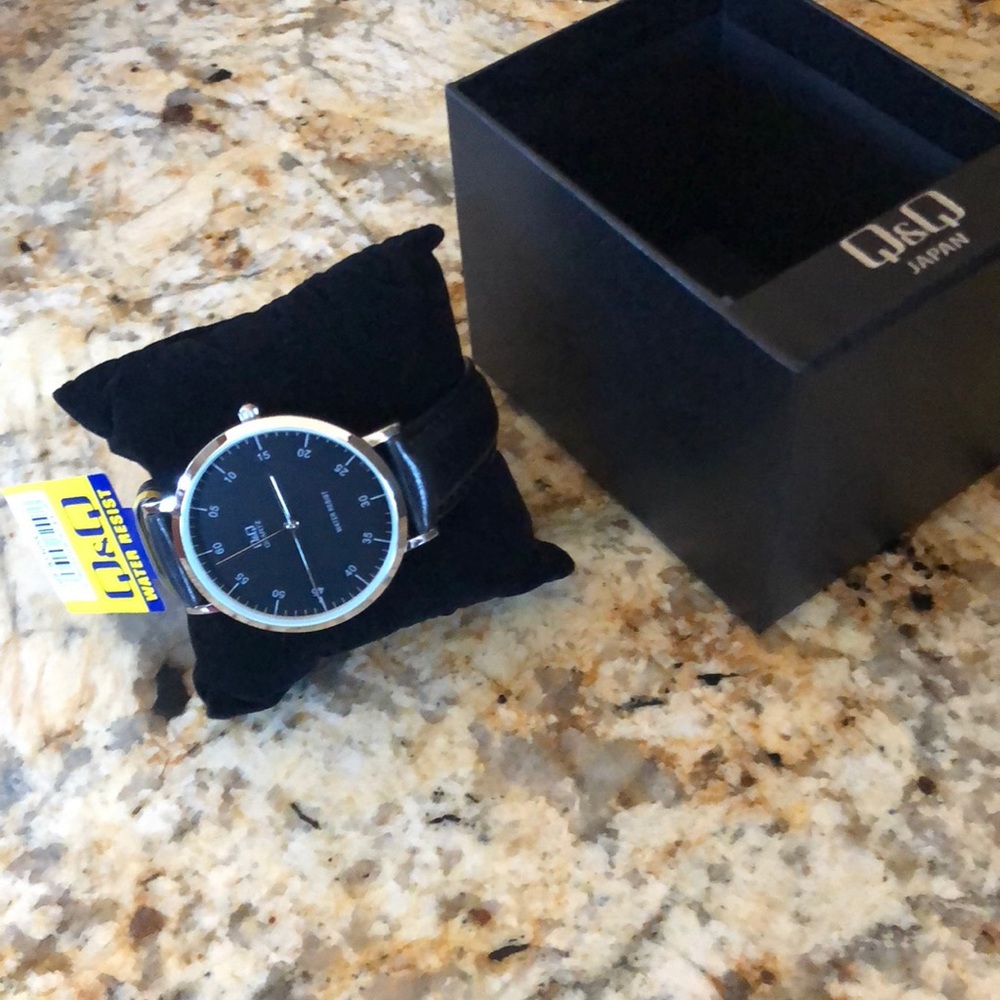 Brand new water resistant Q&QJapan Watch